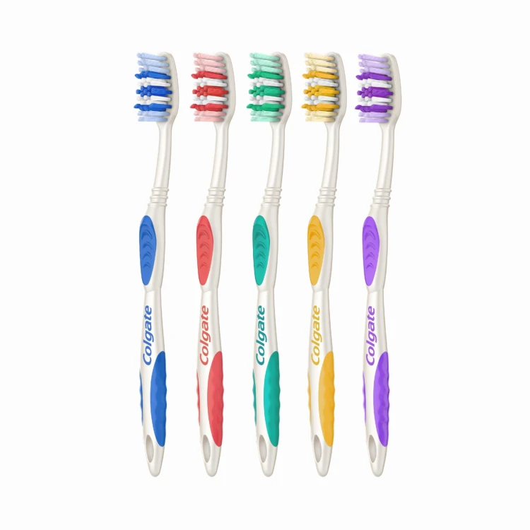Szczoteczka-do-zebow-Colgate-Classic-Deep-Clean-srednia-Marka-Colgate.jpg